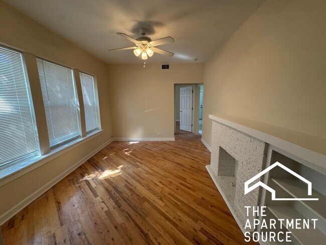 Foto del edificio - 3436 W Leland Ave