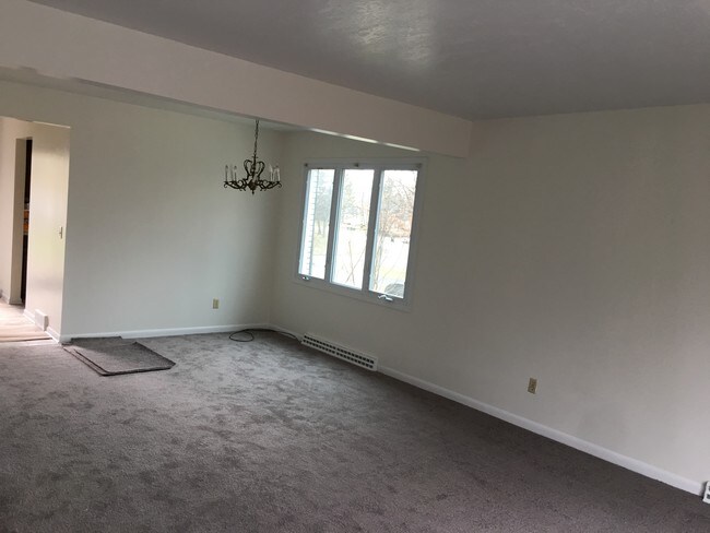Foto del edificio - 2863 Thackeray Ave NW