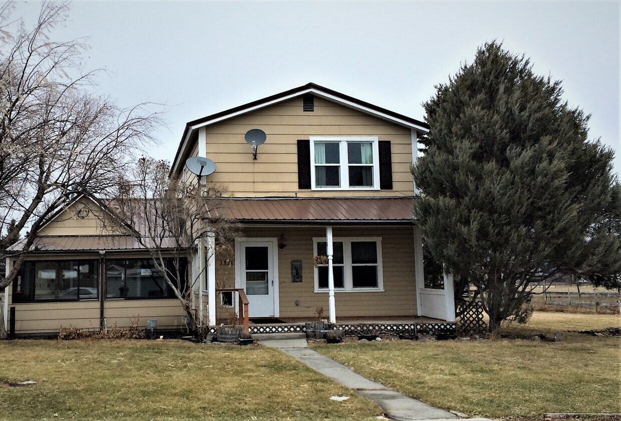 3830 Green Meadow Dr, Helena, MT 59602 House for Rent in Helena, MT