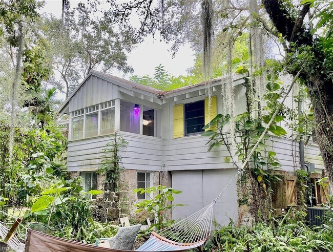 Building Photo - 3 br, 2 bath Townhome - 6 55 41 .49 AC M/L...