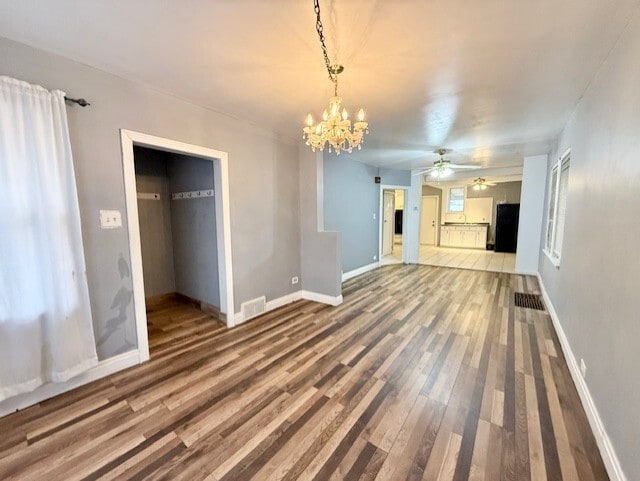 Foto del edificio - 2743 N Rutherford Ave