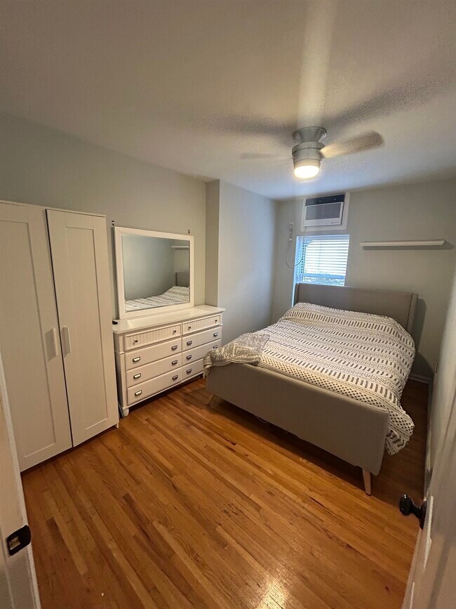 Foto del edificio - 1315 Washington St