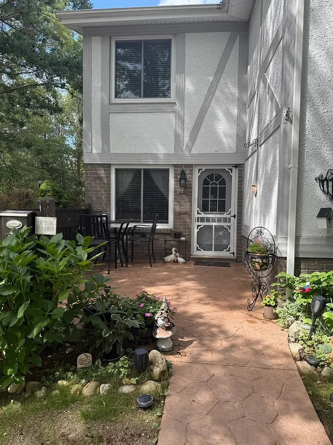 Building Photo - 586 Blue Ridge Dr Building Photo - 586 Blue Ridge Dr