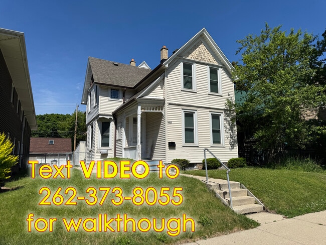 Building Photo - 2429 N Oakland Ave