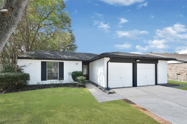 Building Photo - 9611 Camrose Ct