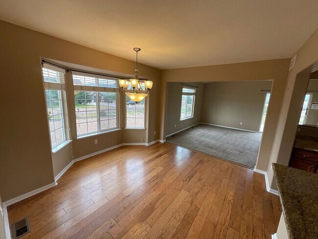 Foto del edificio - 1380 Bowstring Rd