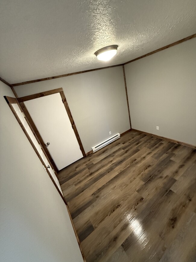 Building Photo - 25515 Nugget Dr