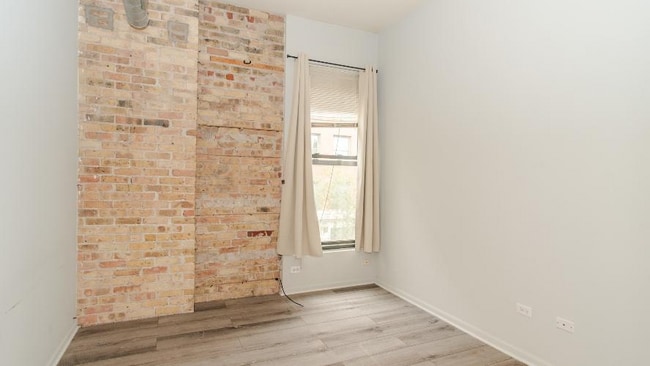 Building Photo - 1300 N Milwaukee Ave