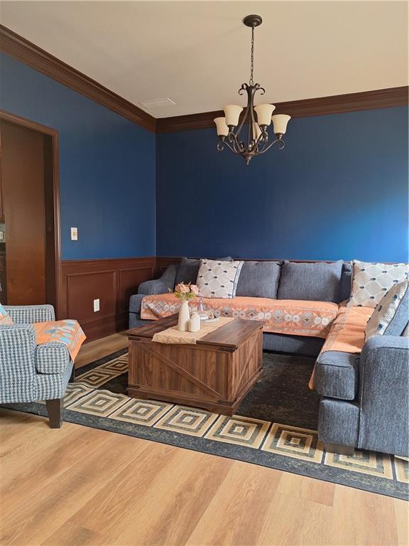 Foto del edificio - 100 Sunvalley Dr