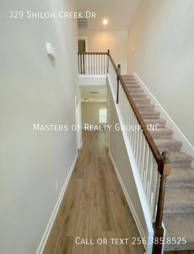 Foto del edificio - 329 Shiloh Creek Dr