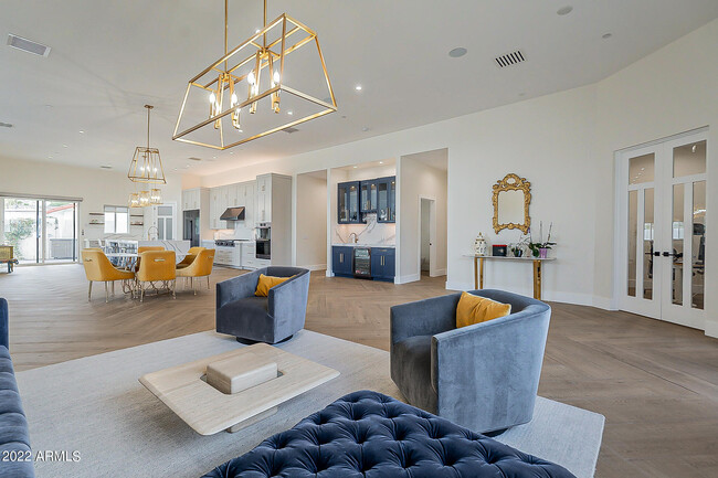 Foto del edificio - 3303 N 60th St