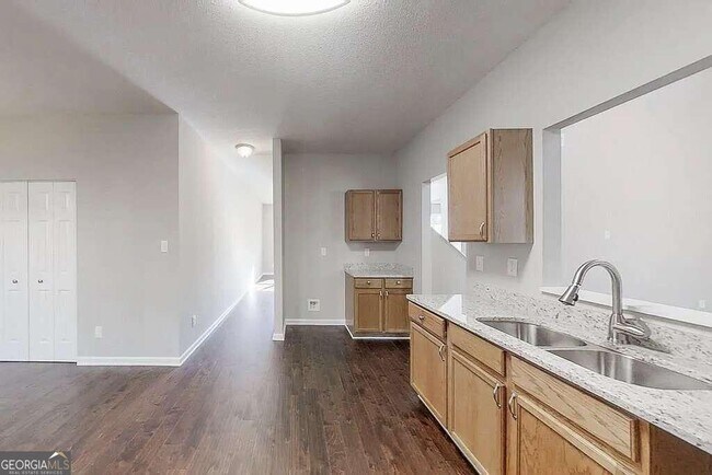 Building Photo - 5355 Willow Park Blvd