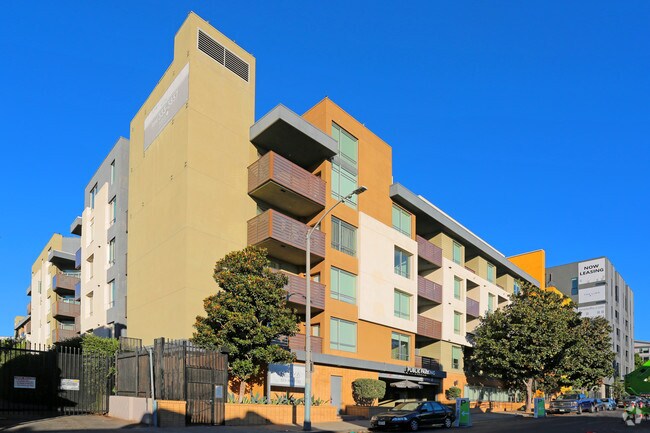 Foto del edificio - Fusion Encore Hollywood