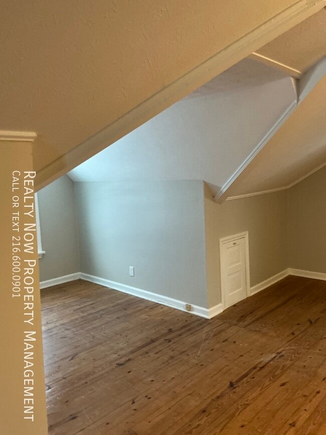 Foto del edificio - 6166 Wareham Dr