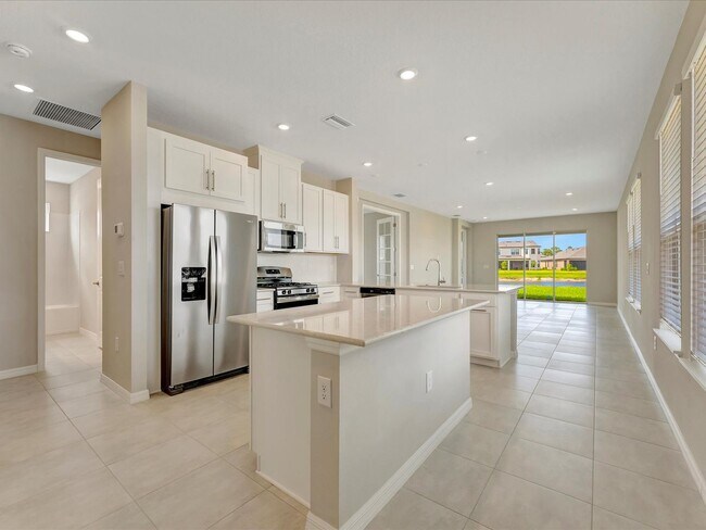 Foto del edificio - Stunning 3 Bed/ 2.5 bath + Den - New Build...