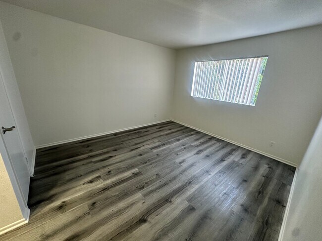 Foto del edificio - 15009 Moorpark St