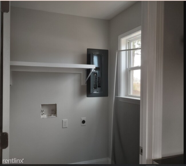 Building Photo - 4 br, 2 bath House - 120 Rosenwald Road