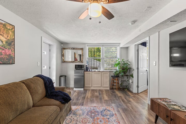 Foto del edificio - 1593 Mill Acres Dr SW