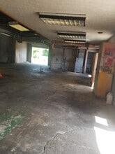Building Photo - 6027 Elyria Ave