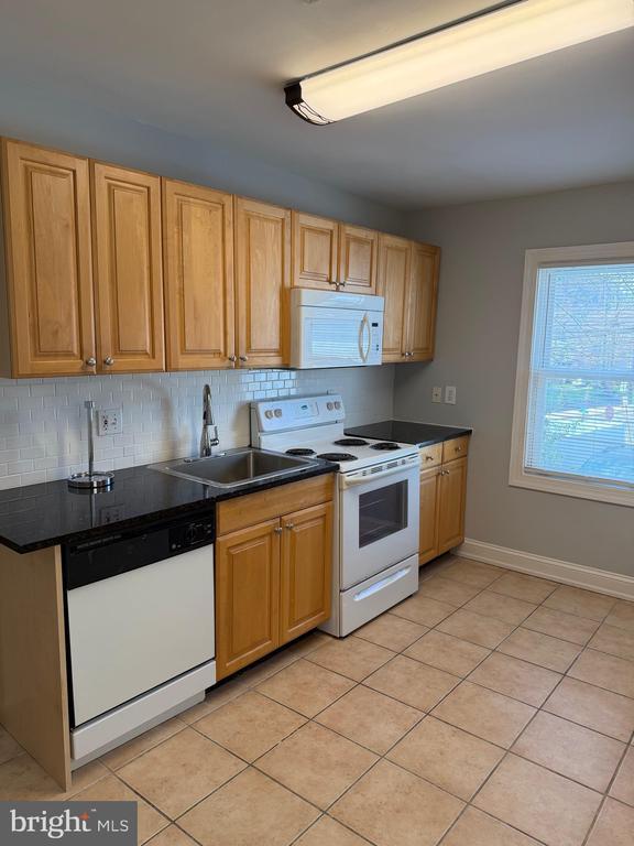 Foto del edificio - 9 Cedar Ave