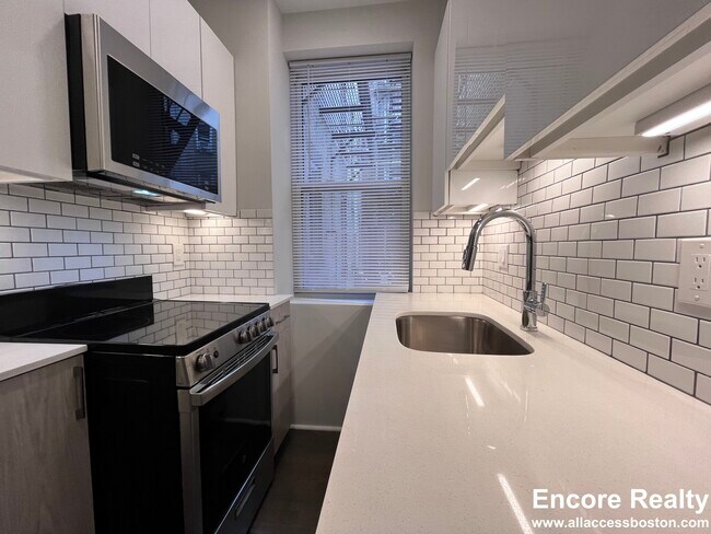 Foto del edificio - 111 Park Dr