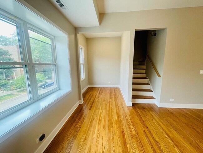 Foto del edificio - 2309 N Campbell Ave