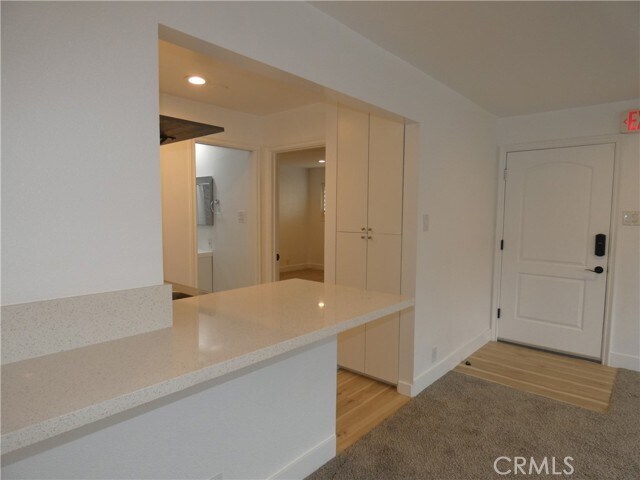 Building Photo - 112 E Olive Ave