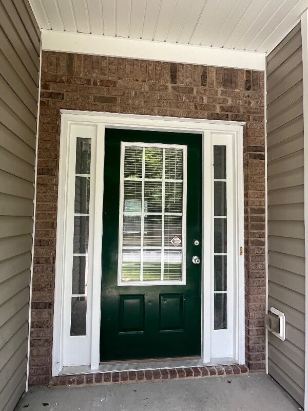 Building Photo - 2501 Southhaven Ln