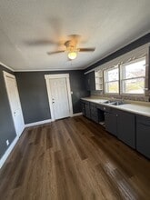 Building Photo - 2 Columbia Dr