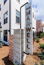 Building Photo - 127 Devore Rd