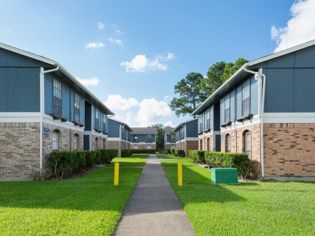Building Photo - Barringer Square