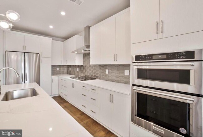 Foto del edificio - 7512 Sawyer Farm Wy