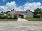 Foto principal - 8735 SW 54th St