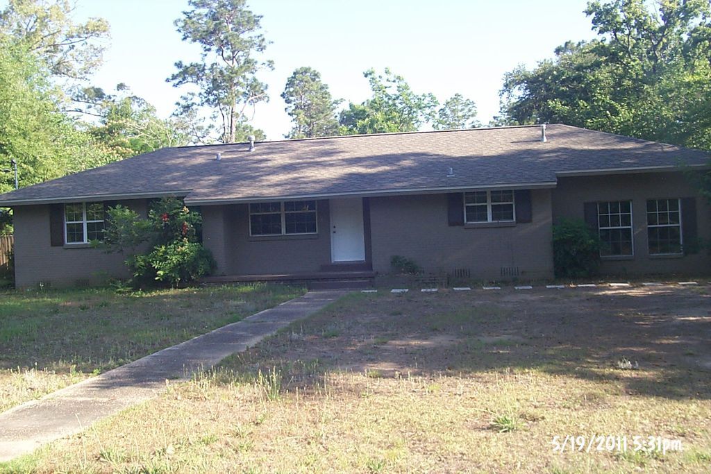 Primary Photo - 190 Adams Dr