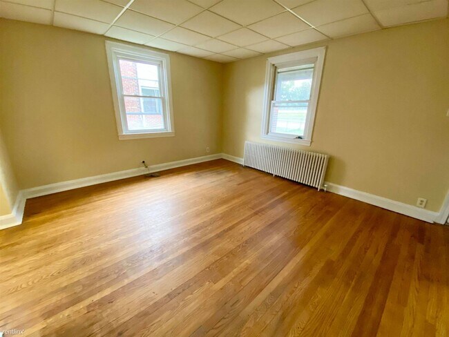 Foto del edificio - 3 br, 1.5 bath House - 417 52nd St