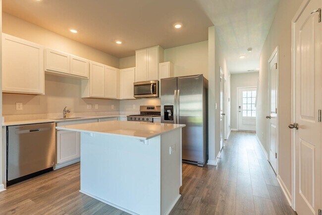 Foto del edificio - 626 Longtail Ln
