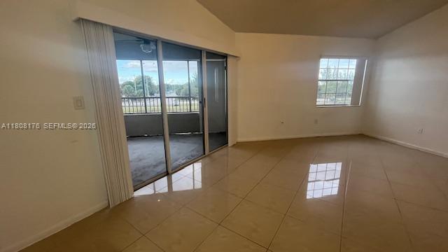 Foto del edificio - 2881 N Oakland Forest Dr