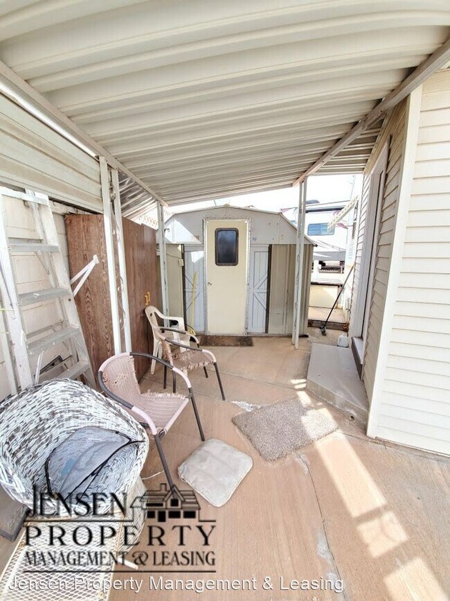 Building Photo - 2 br, 2 bath House - 1150 West Red Hills P...