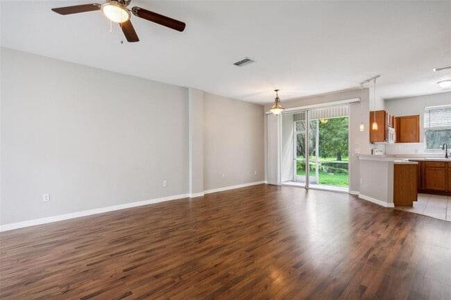 Building Photo - 2148 Golden Oak Ln