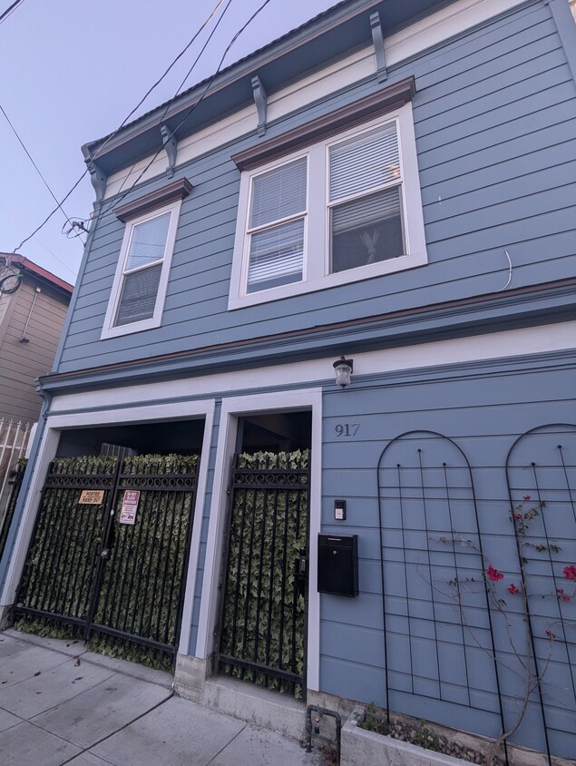 Foto principal - 917 24th St