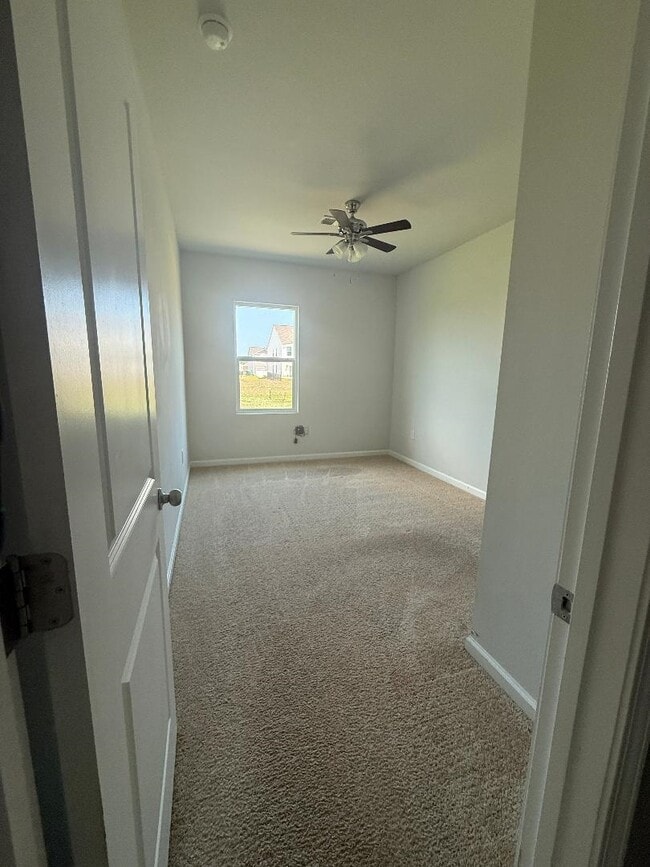 Building Photo - 2934 Ellesmere Cir