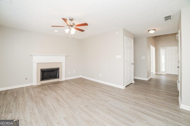 Building Photo - 232 Shenandoah Dr