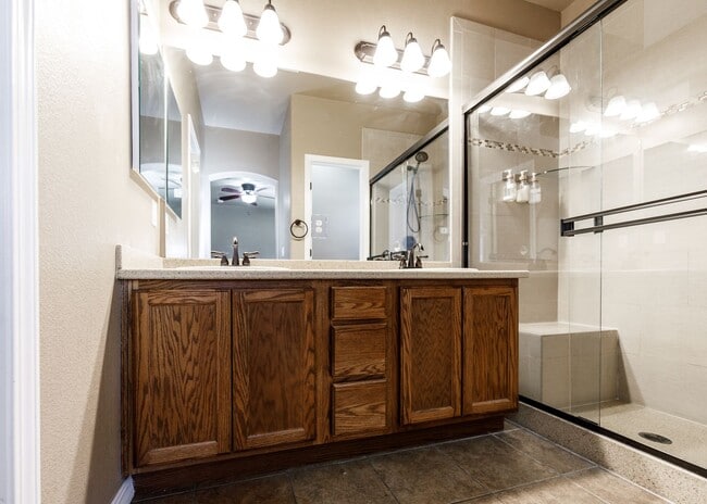 Foto del edificio - Westside 3 Bed Townhouse in Gold Hill Mesa