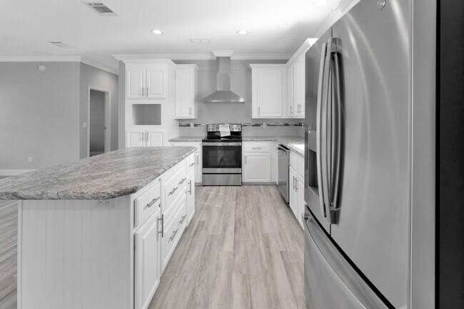 Foto del edificio - 3266 Walden Shores Blvd