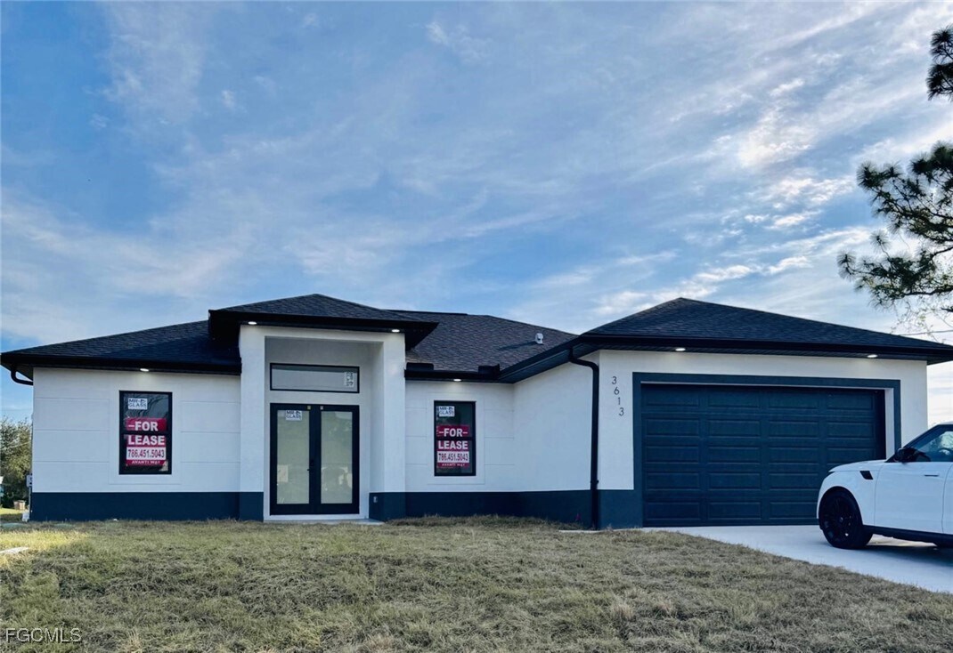 Foto principal - 3613 18th St W