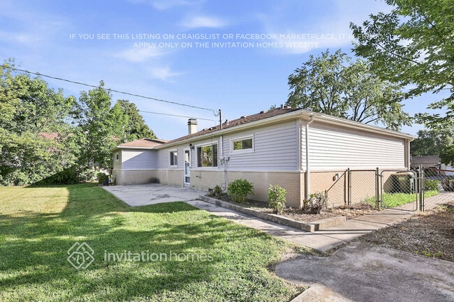 Building Photo - 325 Glendale Ln