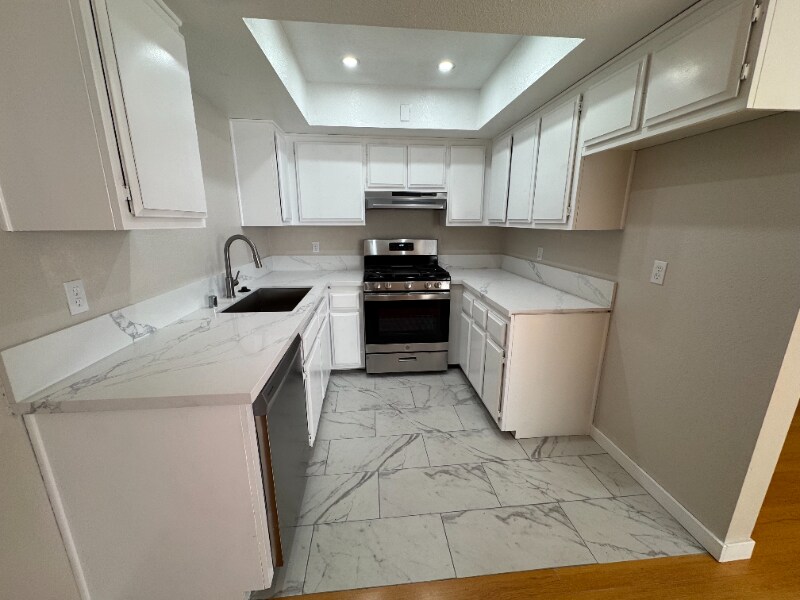 Foto principal - 544 E Tujunga Ave