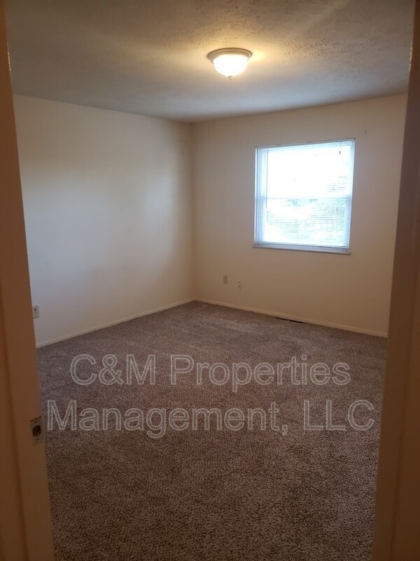 Photo - 102 E Main St Townhome