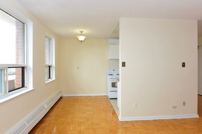 Building Photo - 2 Treewood Street