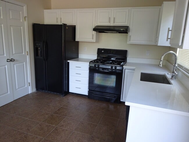 Building Photo - 1720 Grover Glen Ct